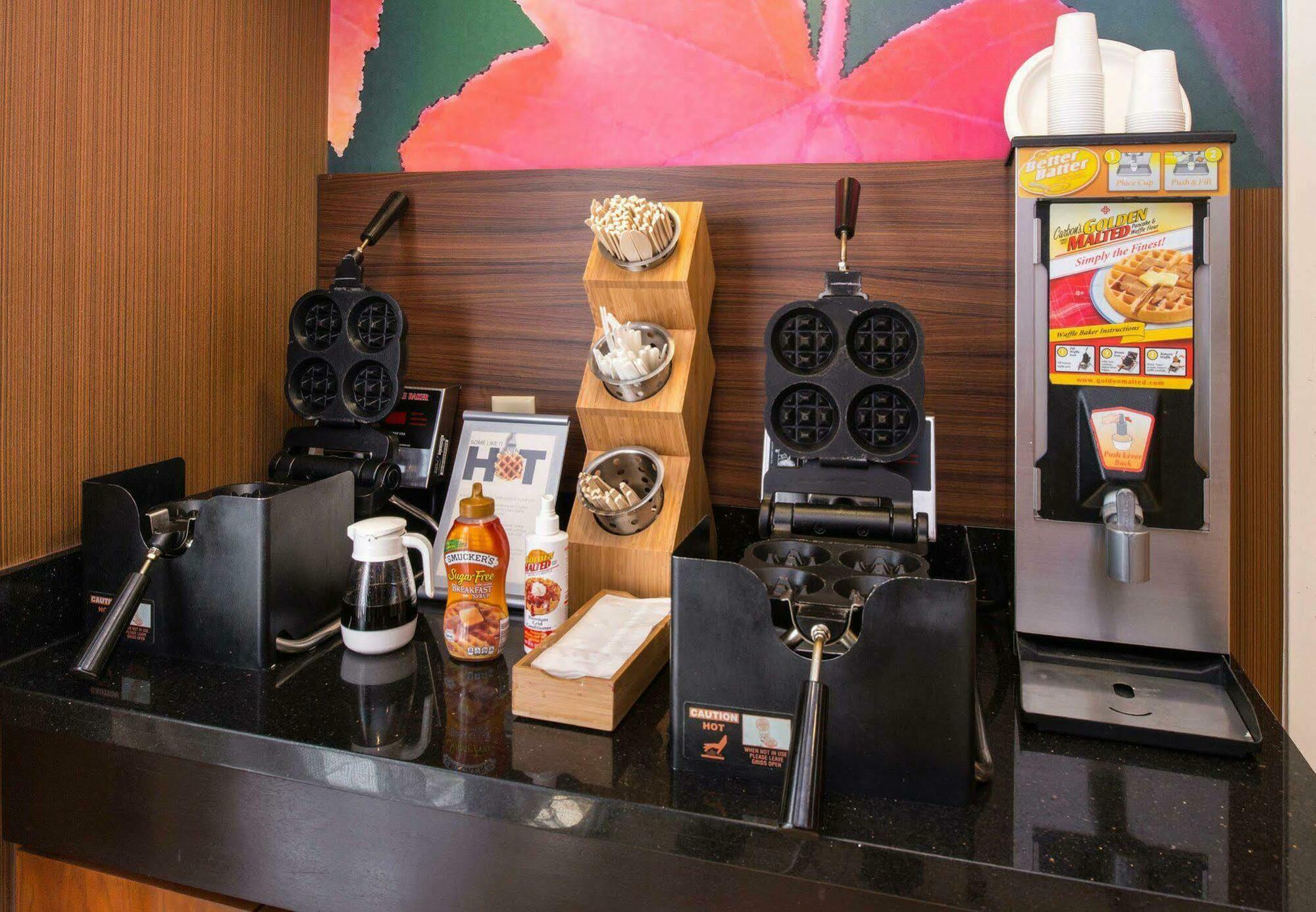 舍尔茨 圣安东尼奥东北/谢茨/伦道夫空军基地费尔菲尔德客栈酒店 外观 照片